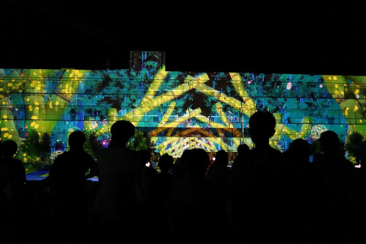 プロジェクションマッピングの様子